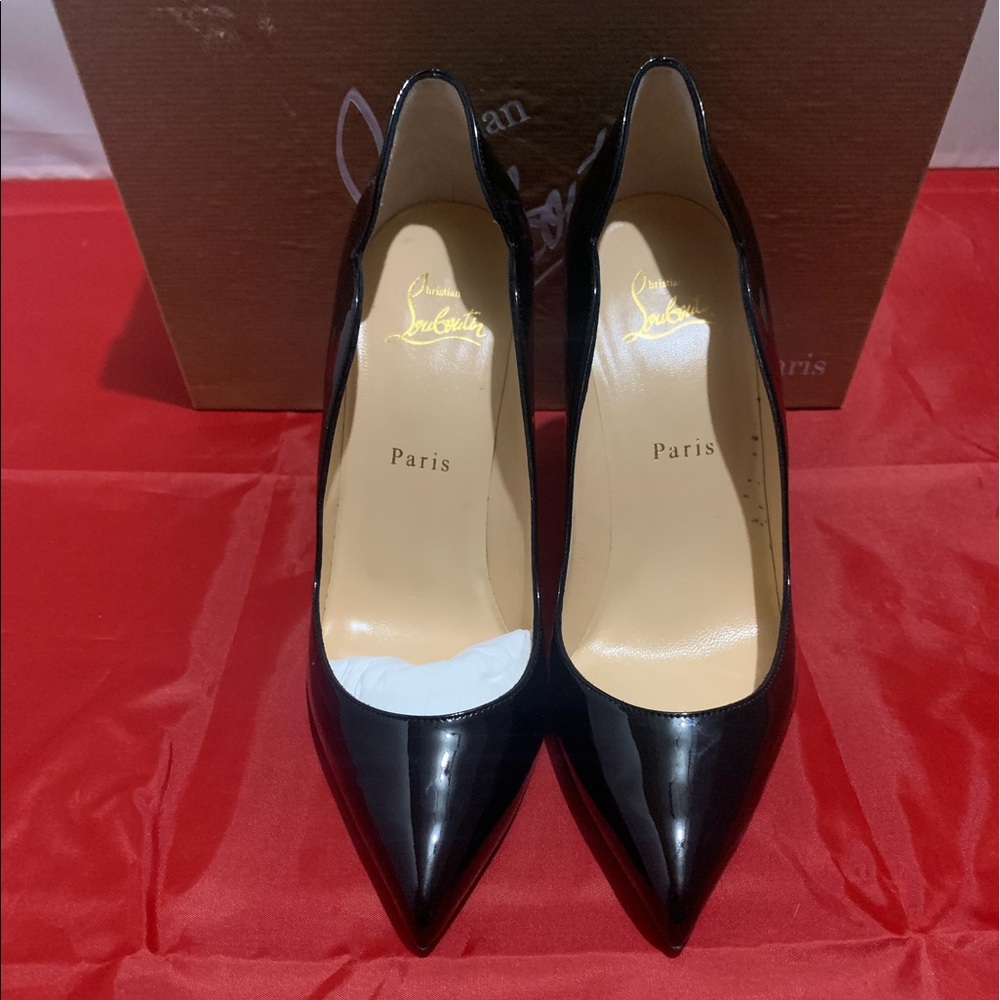 ChristianLouboutin Hot Chick stiletto Pump , Black  Size 38.5/7.5US